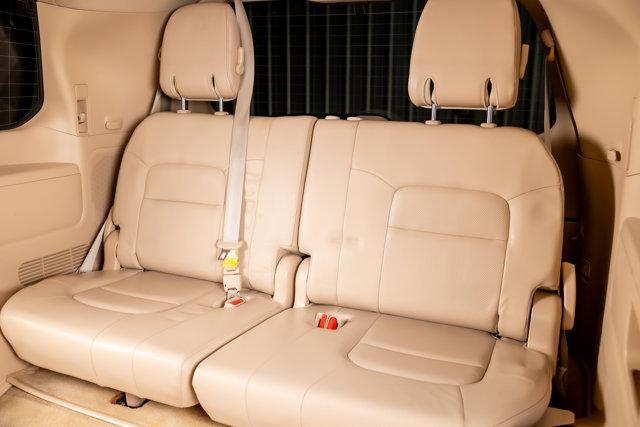 Photo of 2013 Black Toyota Land Cruiser