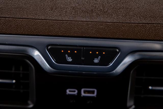 Photo of 2024 Black Chevrolet Silverado 1500