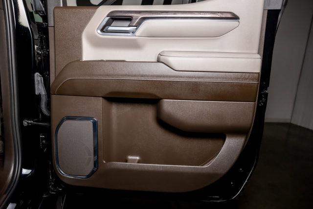 Photo of 2024 Black Chevrolet Silverado 1500