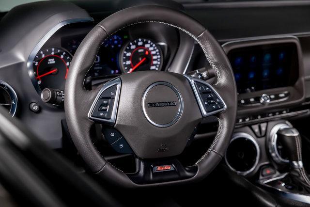 Photo of 2023 Summit White Chevrolet Camaro