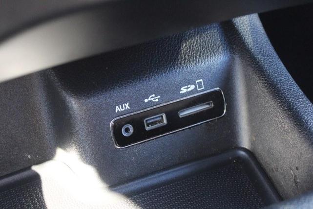 Photo of 2017 Blu By You Pearlcoat Dodge Durango