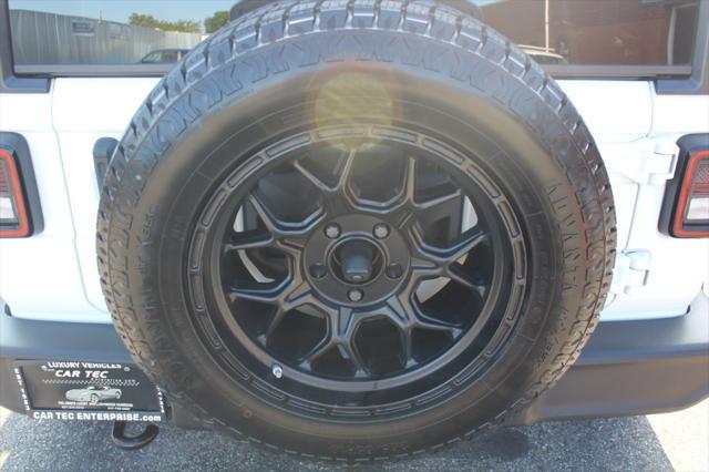 Photo of 2020 Bright White Clearcoat Jeep Wrangler Unlimited