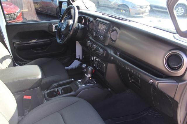 Photo of 2020 Bright White Clearcoat Jeep Wrangler Unlimited