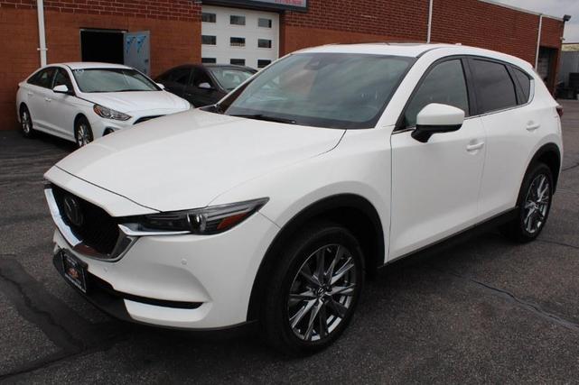 Photo of 2019 Snowflake White Pearl Mica Mazda CX-5