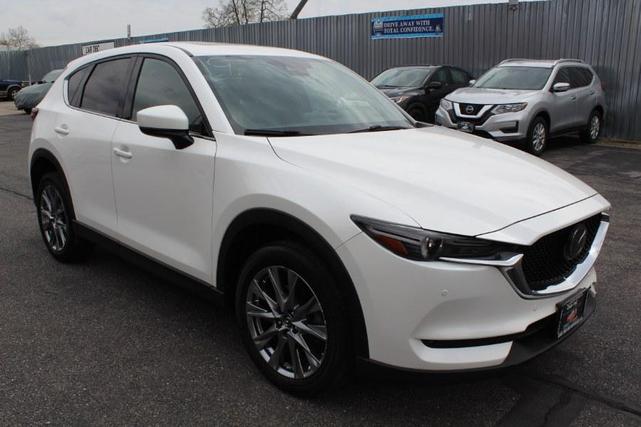Photo of 2019 Snowflake White Pearl Mica Mazda CX-5