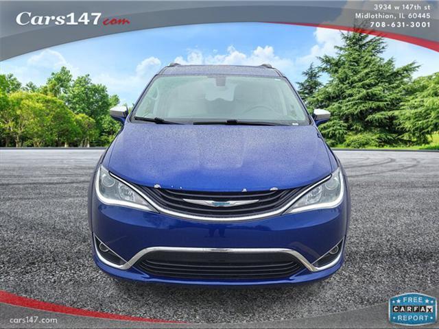 Photo of 2018 Ocean Blue Metallic Chrysler Pacifica Hybrid