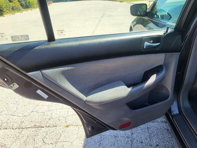 Photo of 2007 Graphite Pearl Honda Accord