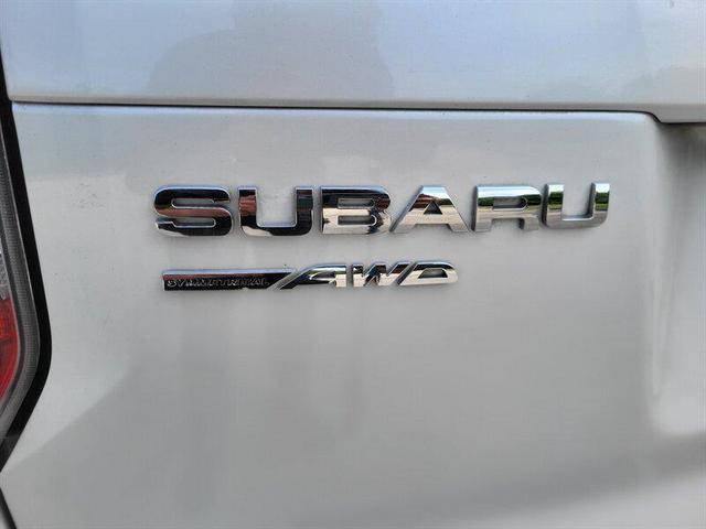 Photo of 2014 Satin White Pearl Subaru Forester