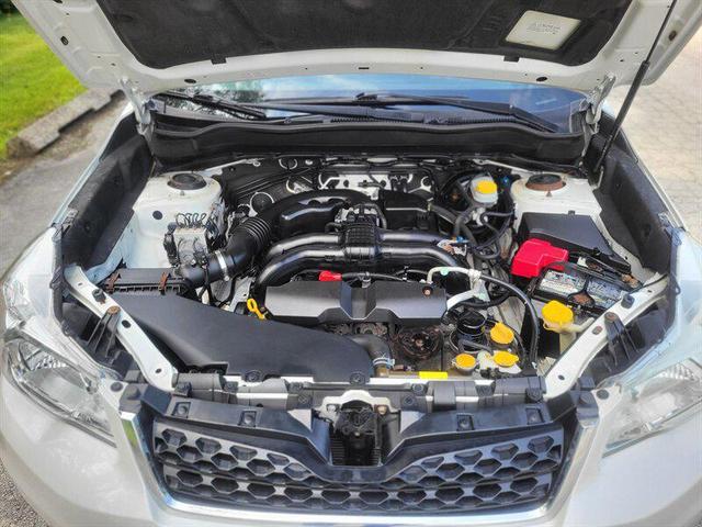 Photo of 2014 Satin White Pearl Subaru Forester