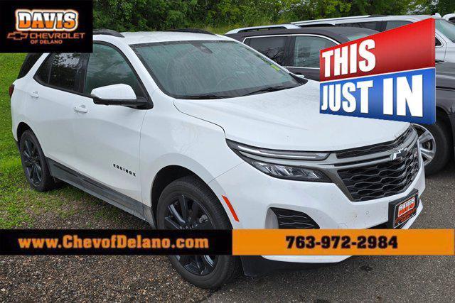 Photo of 2022 Summit White Chevrolet Equinox