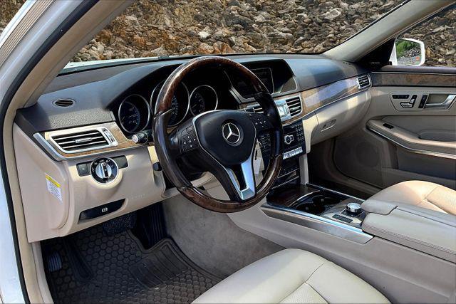 Photo of 2014 White Mercedes-Benz E-Class