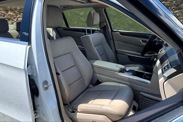 Photo of 2014 White Mercedes-Benz E-Class