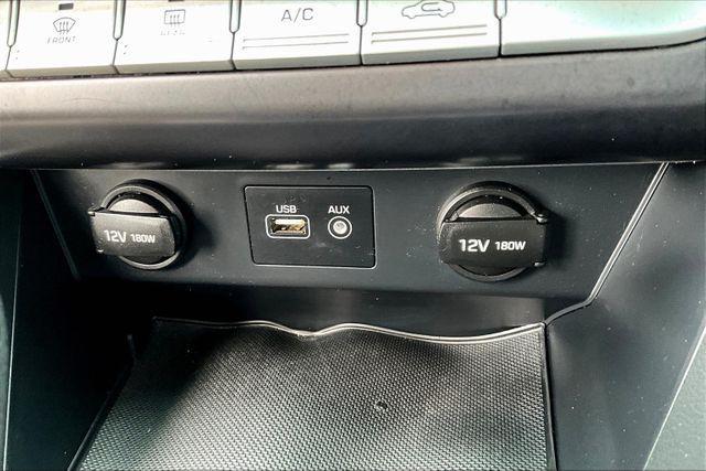 Photo of 2019 Phantom Black Hyundai SONATA