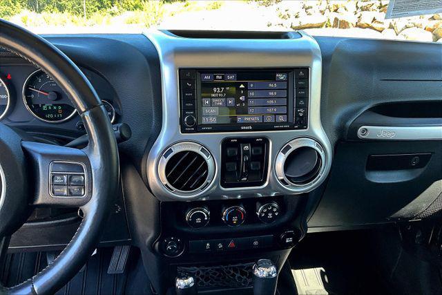 Photo of 2014 Black Clearcoat Jeep Wrangler Unlimited