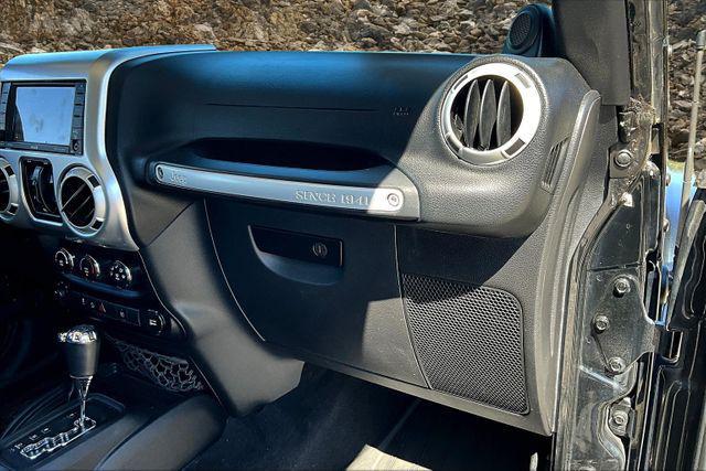 Photo of 2014 Black Clearcoat Jeep Wrangler Unlimited