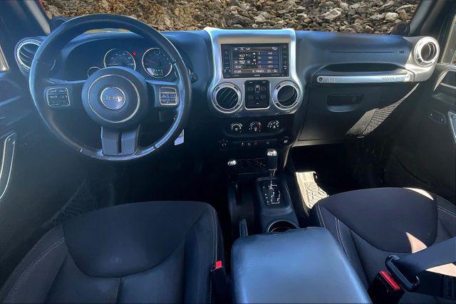 Photo of 2014 Black Clearcoat Jeep Wrangler Unlimited