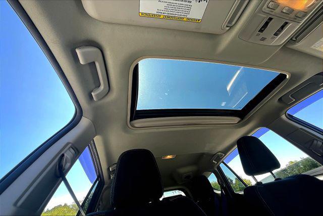 Photo of 2014 Blue Toyota RAV4