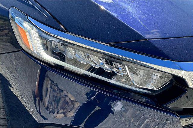 Photo of 2020 Obsidian Blue Pearl Honda Accord