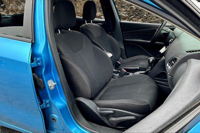 Photo of 2016 B5 Blue Pearlcoat Dodge Dart