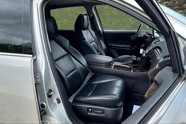 Photo of 2012 Silver Acura MDX