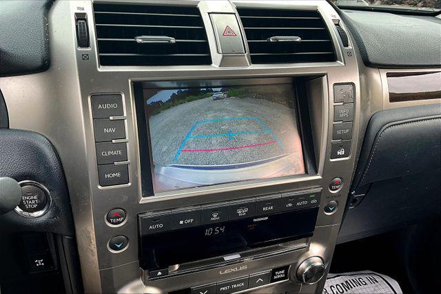 Photo of 2019 Silver Lining Metallic Lexus GX 460