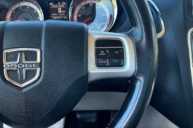 Photo of 2018 Granite Pearlcoat Dodge Grand Caravan