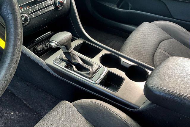 Photo of 2016 Snow White Pearl Kia Optima