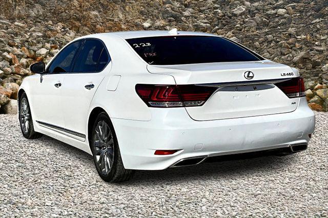 Photo of 2014 White Lexus LS 460