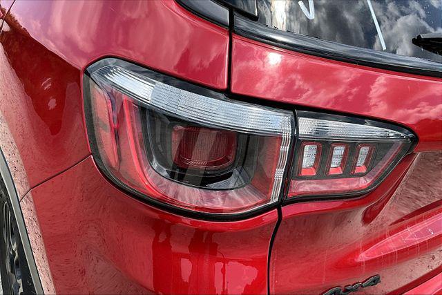 Photo of 2019 Redline Pearlcoat Jeep Compass
