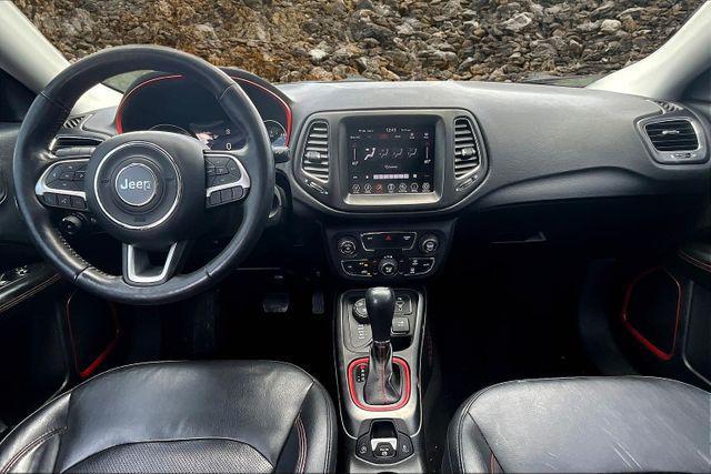 Photo of 2019 Redline Pearlcoat Jeep Compass