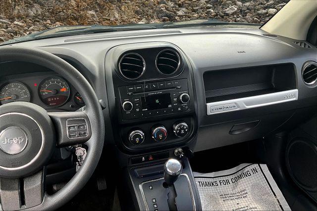 Photo of 2017 Black Clearcoat Jeep Compass