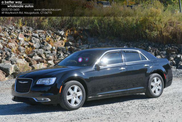 2019 Chrysler 300