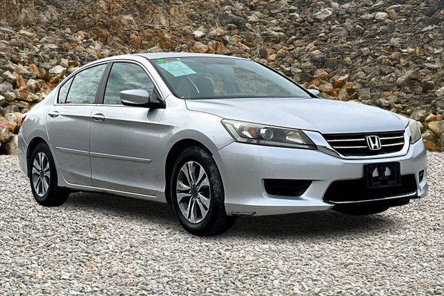 Photo of 2013 Alabaster Silver Metallic Honda Accord