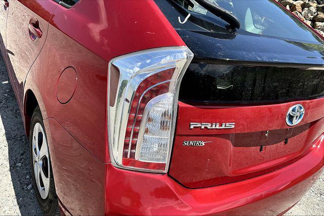 Photo of 2013 Barcelona Red Metallic Toyota Prius