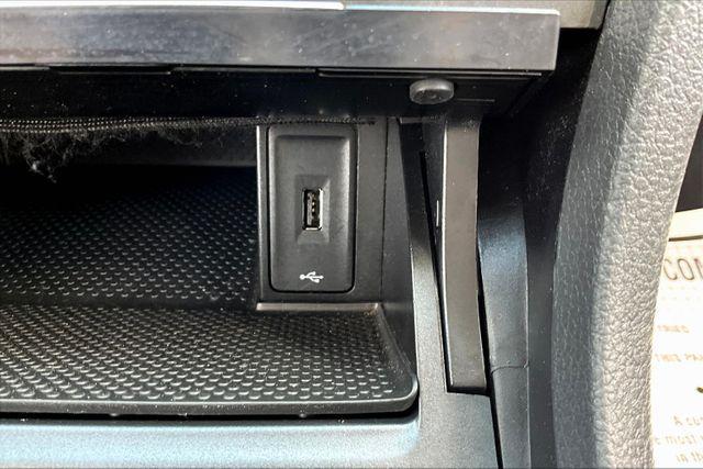 Photo of 2019 Deep Black Pearl Volkswagen Golf SportWagen