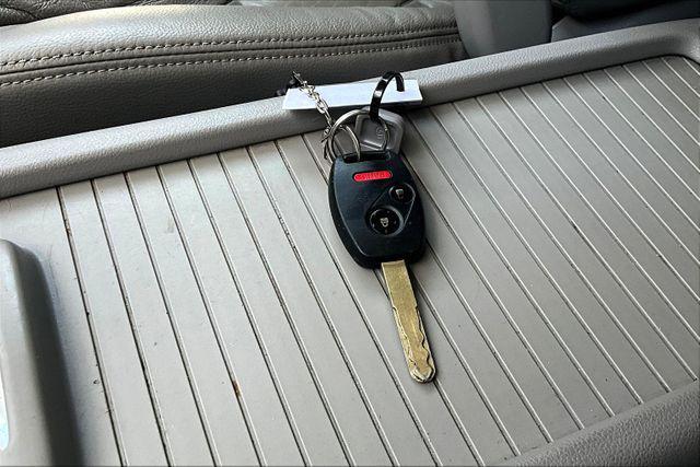 Photo of 2012 Gray Honda CR-V