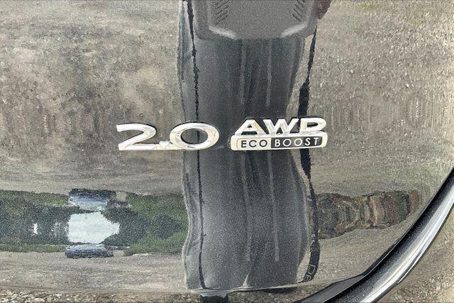 Photo of 2015 Tuxedo Black Metallic Lincoln MKC