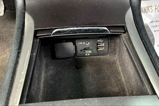 Photo of 2015 Tuxedo Black Metallic Lincoln MKC