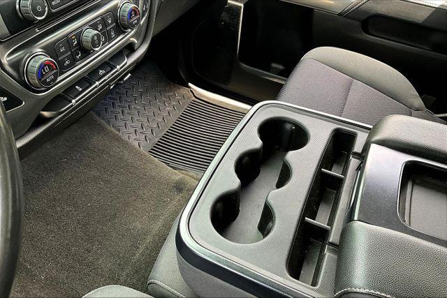 Photo of 2016 Deep Ocean Blue Metallic Chevrolet Silverado 1500