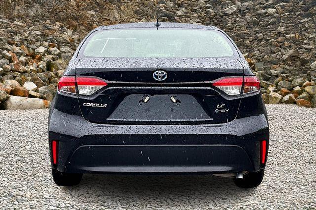 Photo of 2025 Black Toyota Corolla