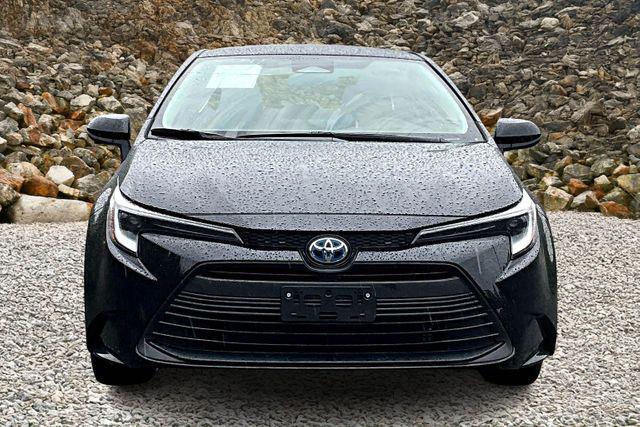 Photo of 2025 Black Toyota Corolla