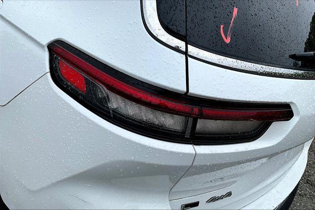 Photo of 2021 Bright White Clearcoat Jeep Grand Cherokee L