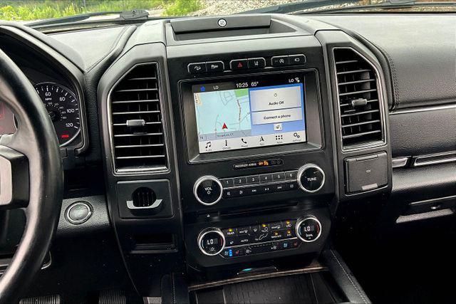 Photo of 2018 Shadow Black Ford Expedition