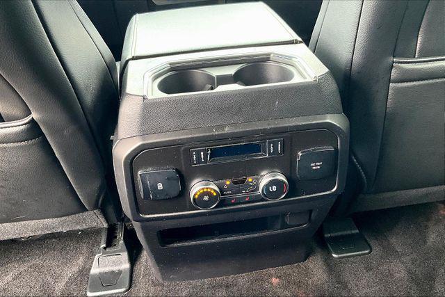 Photo of 2018 Shadow Black Ford Expedition