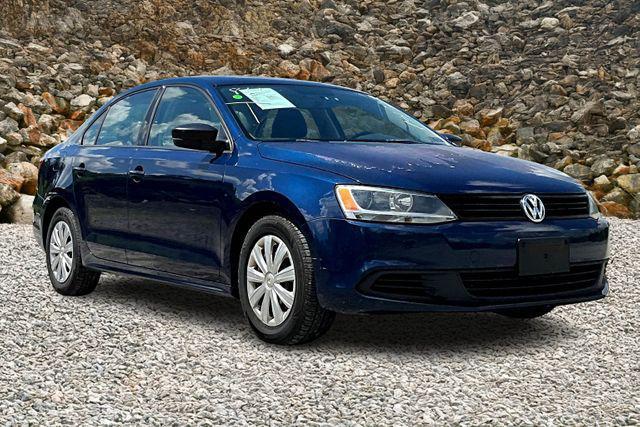 Photo of 2011 Tempest Blue Metallic Volkswagen Jetta