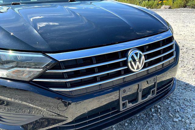 Photo of 2019 Deep Black Pearl Volkswagen Jetta