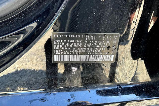 Photo of 2019 Deep Black Pearl Volkswagen Jetta