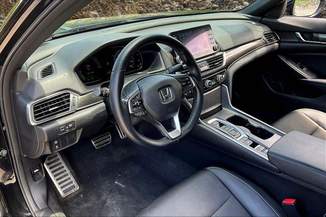 Photo of 2022 Crystal Black Pearl Honda Accord Hybrid