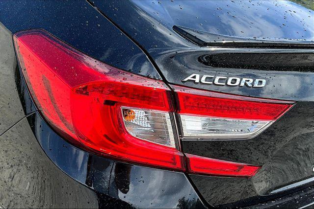 Photo of 2022 Crystal Black Pearl Honda Accord Hybrid