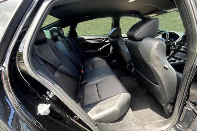 Photo of 2022 Crystal Black Pearl Honda Accord Hybrid